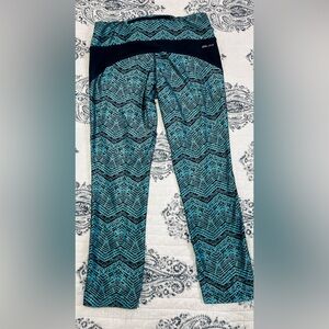 Nike Women’s Leggings Teal Black Patterned Dri-Fit Running Athletic